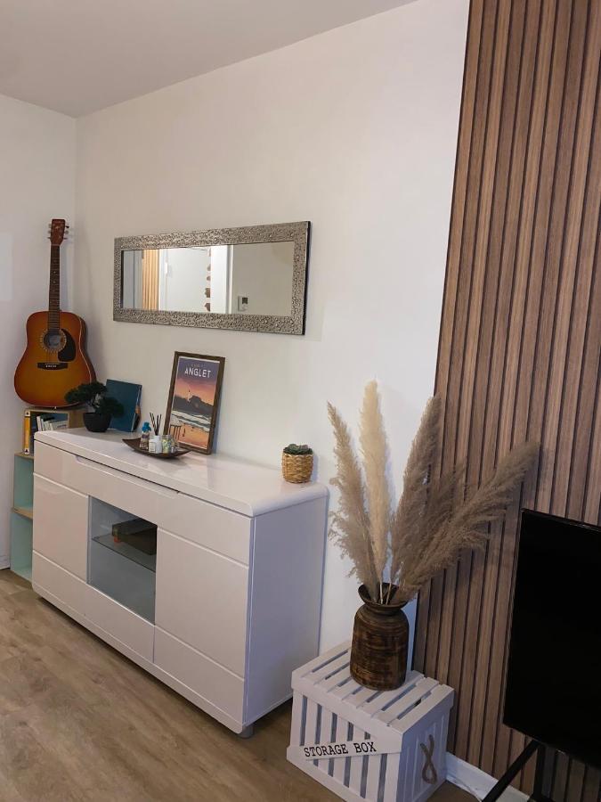 Superbe Appartement Au Calme Avec Parking Gratuit. Merignac  Exterior photo
