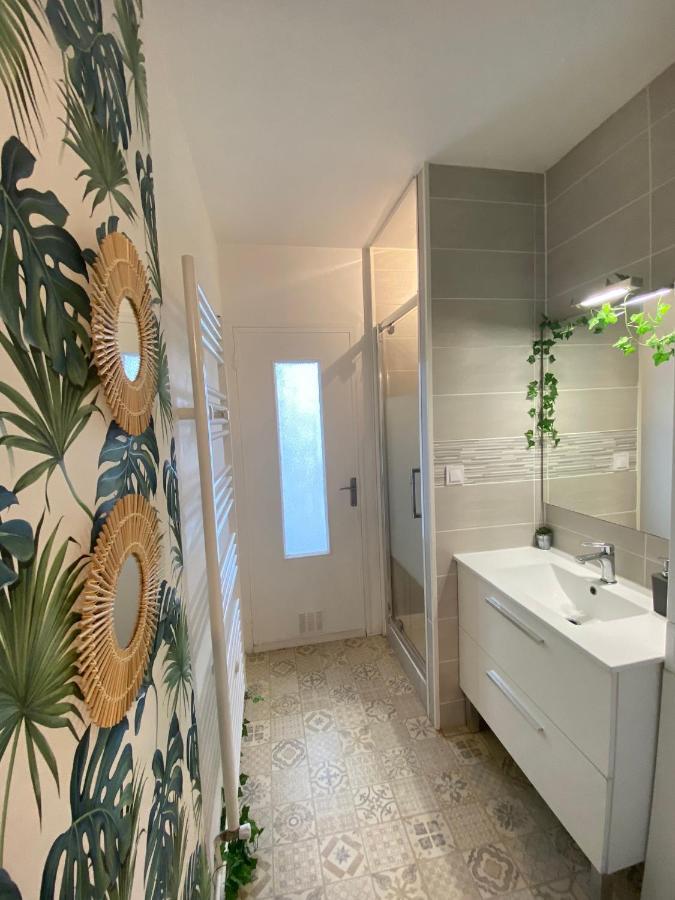 Superbe Appartement Au Calme Avec Parking Gratuit. Merignac  Exterior photo