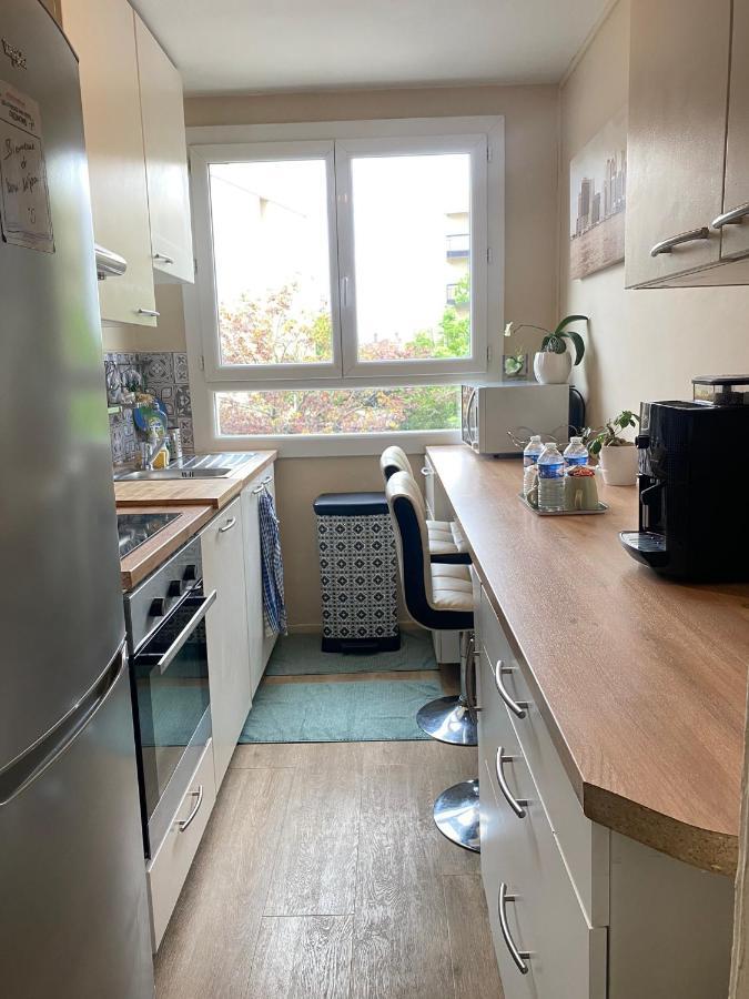 Superbe Appartement Au Calme Avec Parking Gratuit. Merignac  Exterior photo